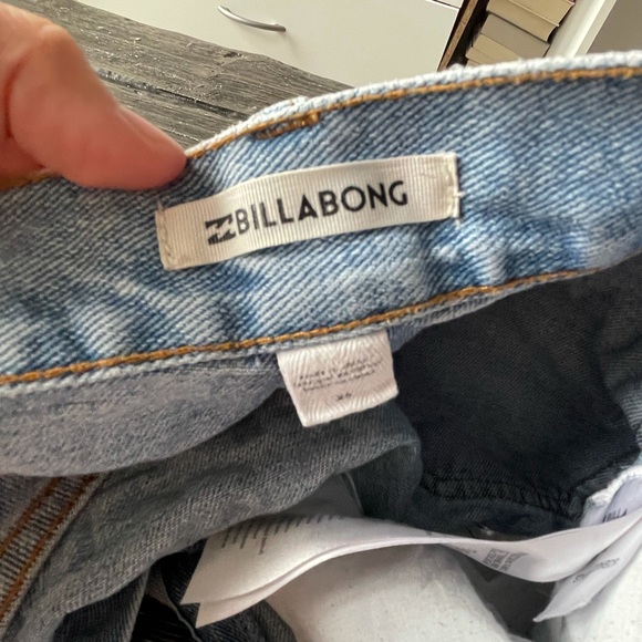 Billabong shorts - Picture 3 of 3